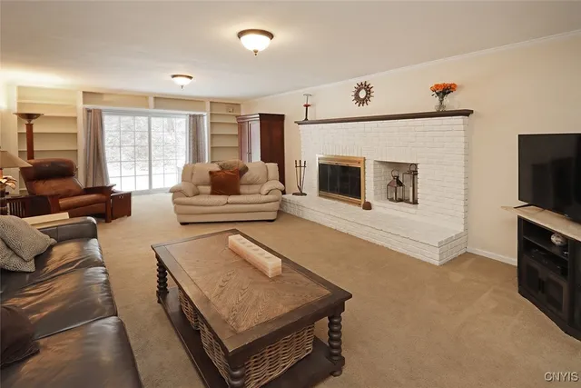 $549,900 | 616 Bradford Parkway, DeWitt, NY 13224