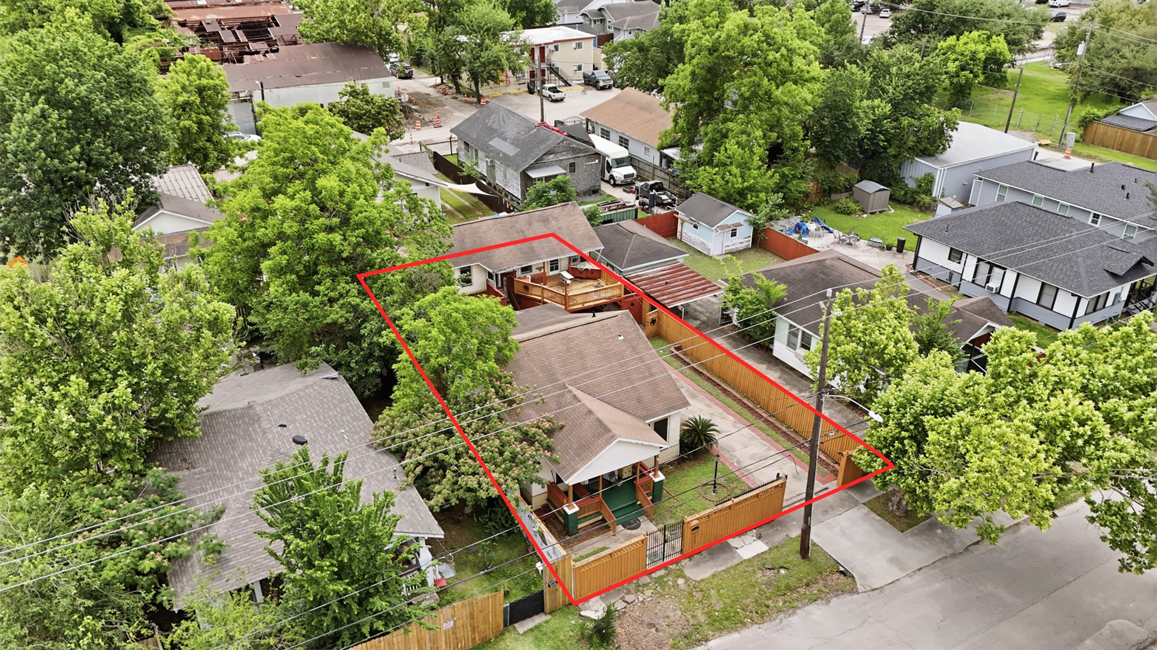 516 North Everton Street Houston, TX 77003 - Photo 2 of 15