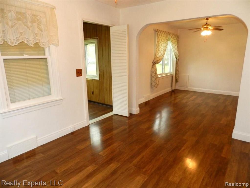 10669 Whittaker Road Whittaker, MI 48190 - Photo 11 of 26 Gallery Image 11