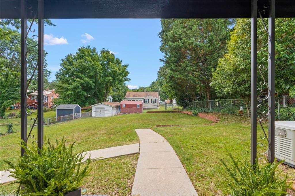 615 Rockspring Road High Point, NC 27262 - Photo 27 of 32 Fenced in back yard!