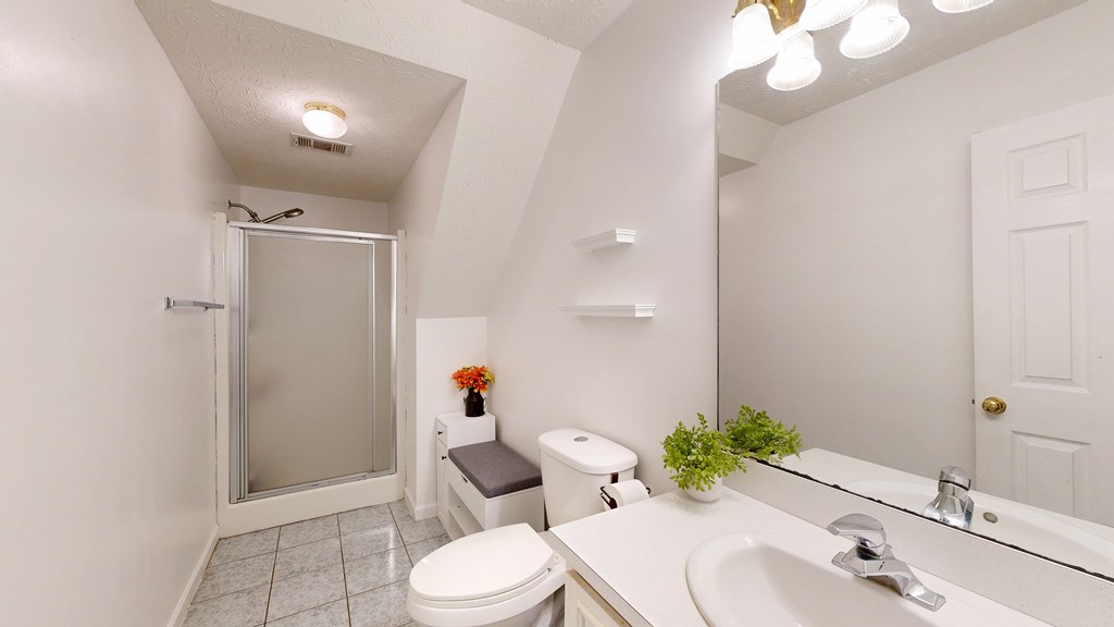 1278 Jones Road Cataula, GA 31804 - Photo 56 of 94 a bathroom with a sink toilet and shower