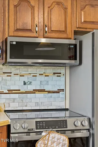 $329,000 | 1122 Highway 107, Jonesborough, TN 37659