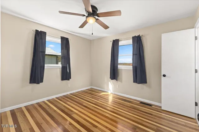 $329,000 | 1122 Highway 107, Jonesborough, TN 37659