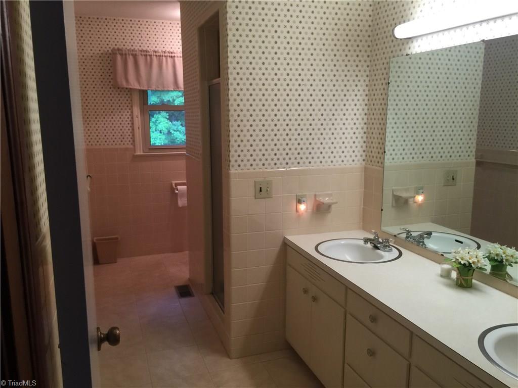 335 Doub Road Lewisville, NC 27023 - Photo 10 of 27 Gallery Image 10