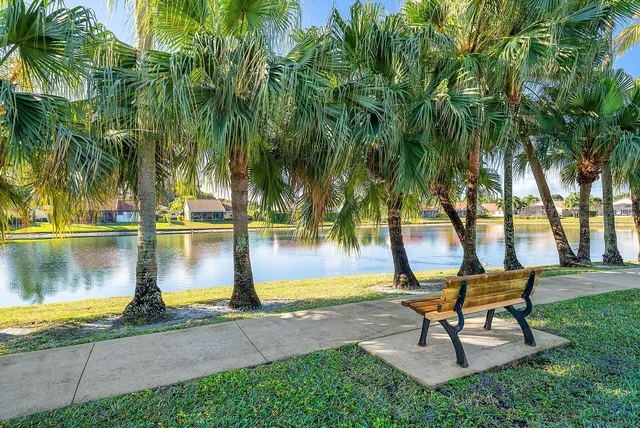 $850,000 | 5657 Aspen Ridge Circle, Delray Beach, FL 33484