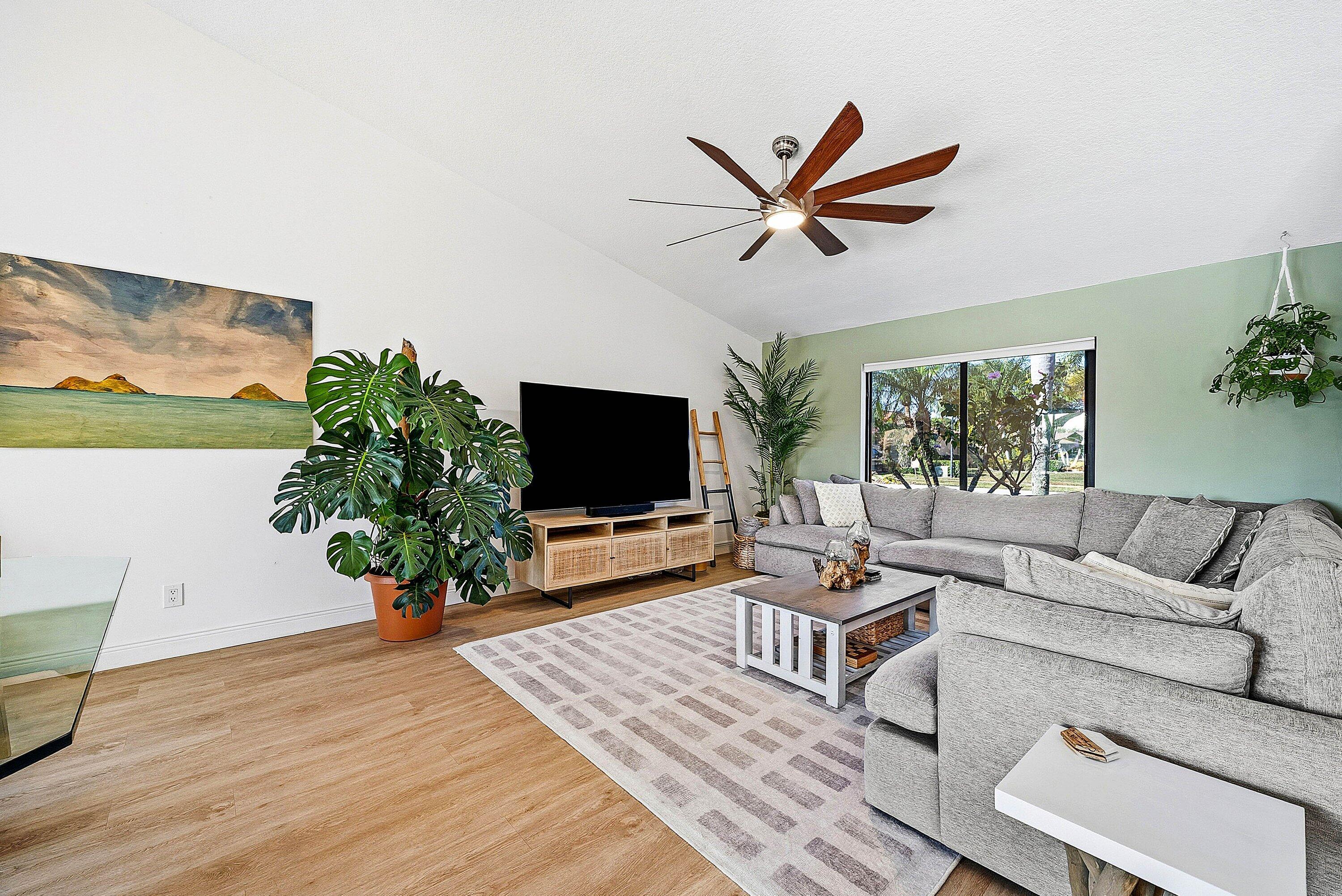 5657 Aspen Ridge Circle Delray Beach, FL 33484 - Photo 7 of 64 006-5657AspenRidgeCircle-DelrayBeach-FL-