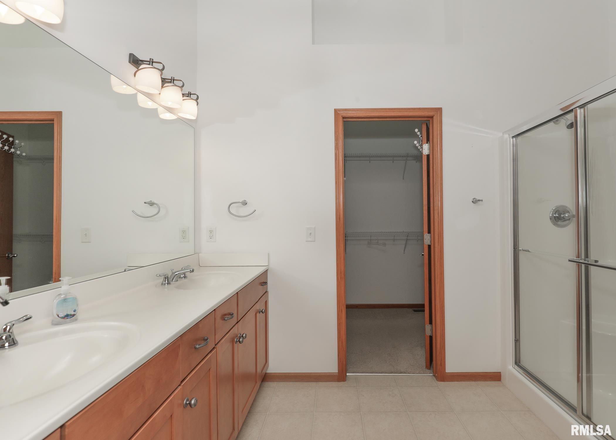 1356 33rd Ave Circle Silvis, IL 61282 - Photo 25 of 35