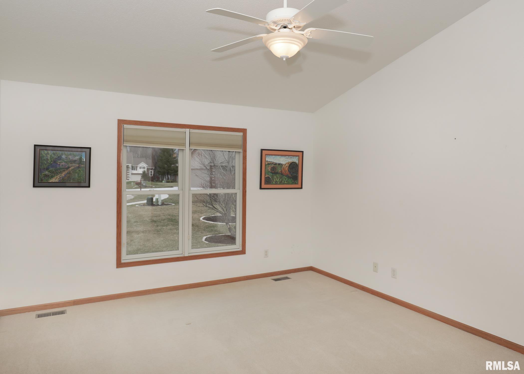 1356 33rd Ave Circle Silvis, IL 61282 - Photo 26 of 35