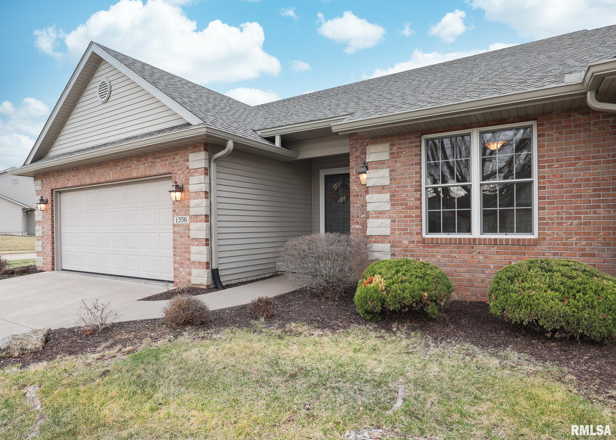 1356 33rd Ave Circle Silvis, IL 61282 - Photo 3 of 35