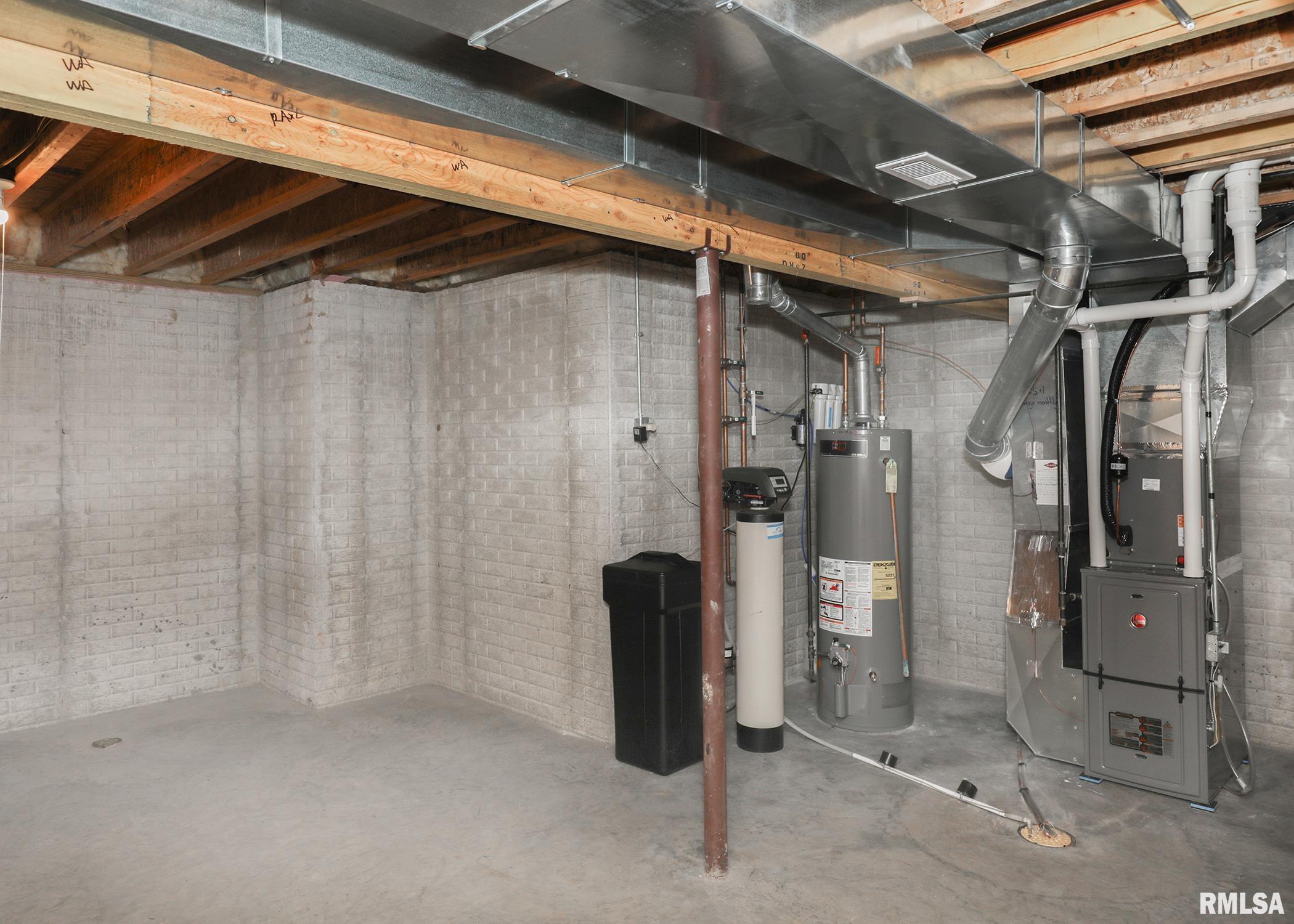 1356 33rd Ave Circle Silvis, IL 61282 - Photo 35 of 35