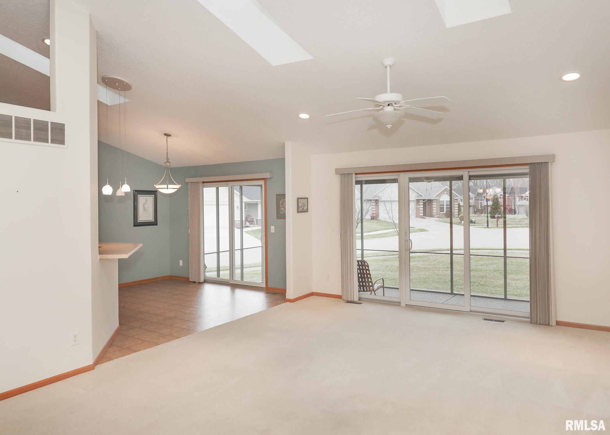 1356 33rd Ave Circle Silvis, IL 61282 - Photo 9 of 35