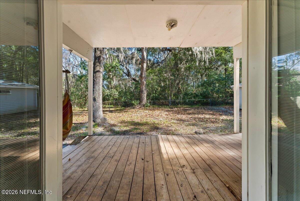 10565 Bessent Road North Jacksonville, FL 32218 - Photo 21 of 27 a view of outdoor space with balcony