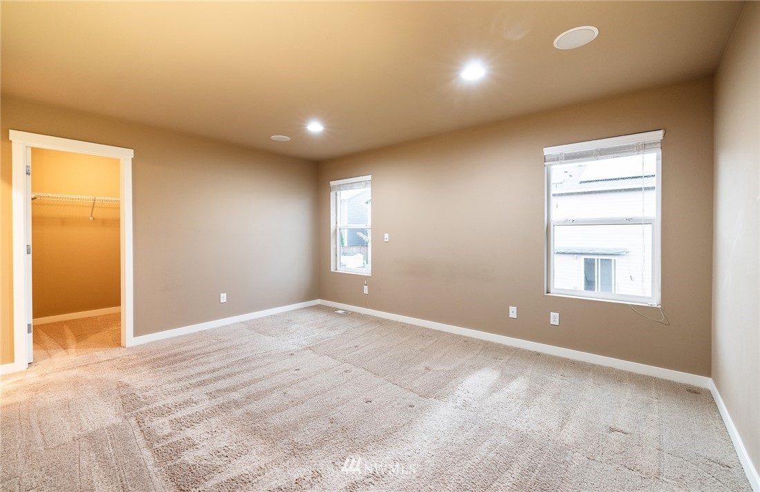 22519 35th Drive Southeast Bothell, WA 98021 - Photo 24 of 38 Gallery Image 24