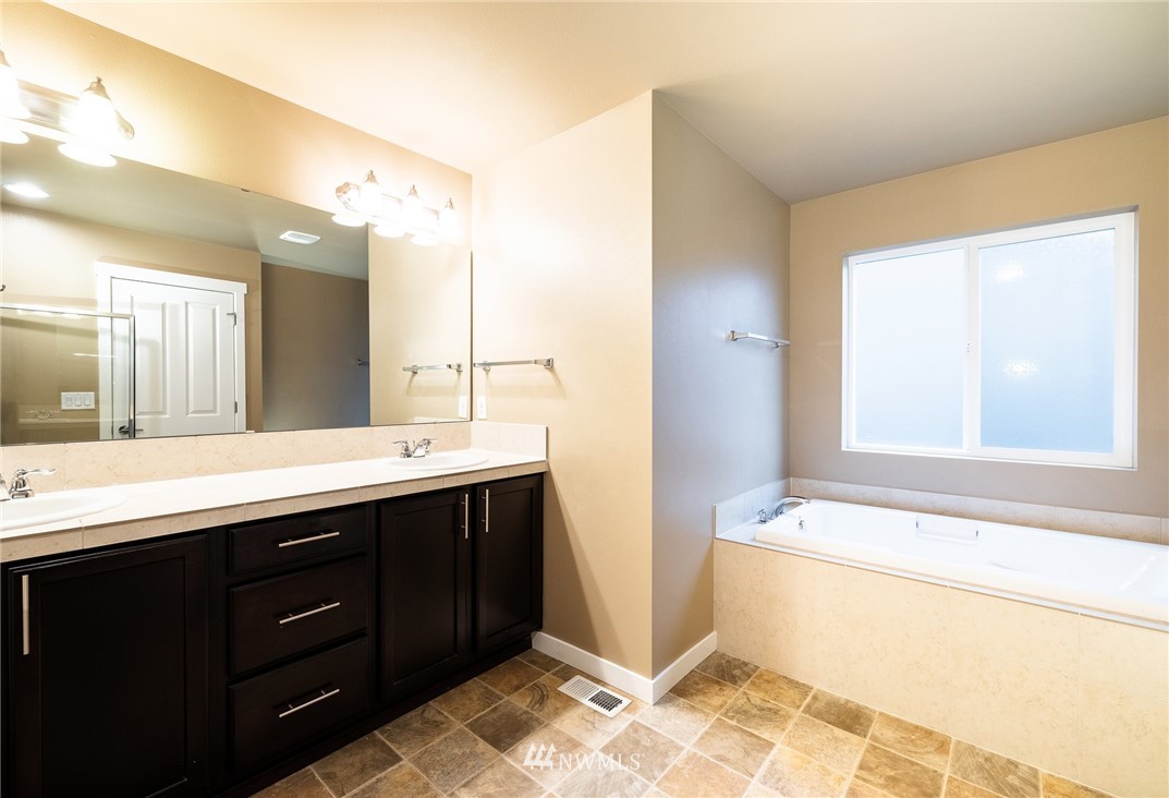 22519 35th Drive Southeast Bothell, WA 98021 - Photo 27 of 38 Gallery Image 27