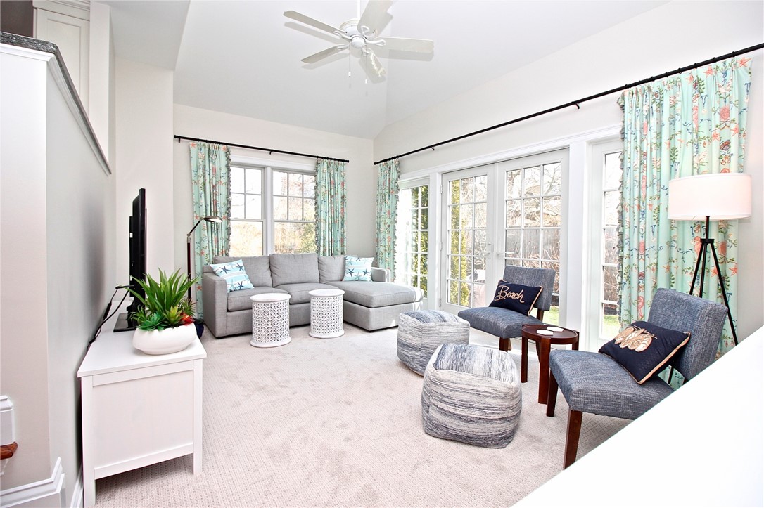 190 Coggeshall Avenue Newport, RI 02840 - Photo 15 of 50 Family sitting room w/French doors to patio & gardens