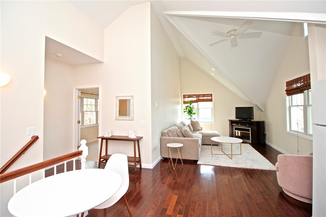 190 Coggeshall Avenue Newport, RI 02840 - Photo 42 of 50 In Law view from kitchenette to living room & bedroom entry