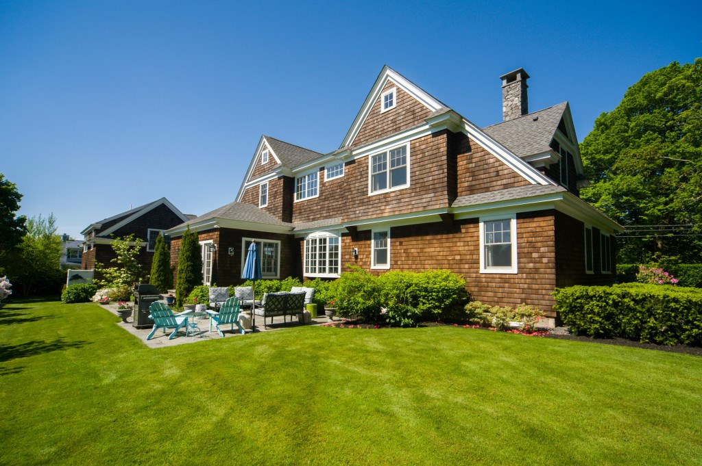 190 Coggeshall Avenue Newport, RI 02840 - Photo 49 of 50 Rear View with Back Yard/ New Patio Furnishings to come