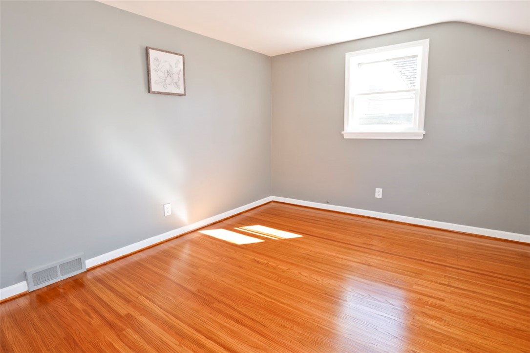 365 Estall Road Greece, NY 14616 - Photo 22 of 33