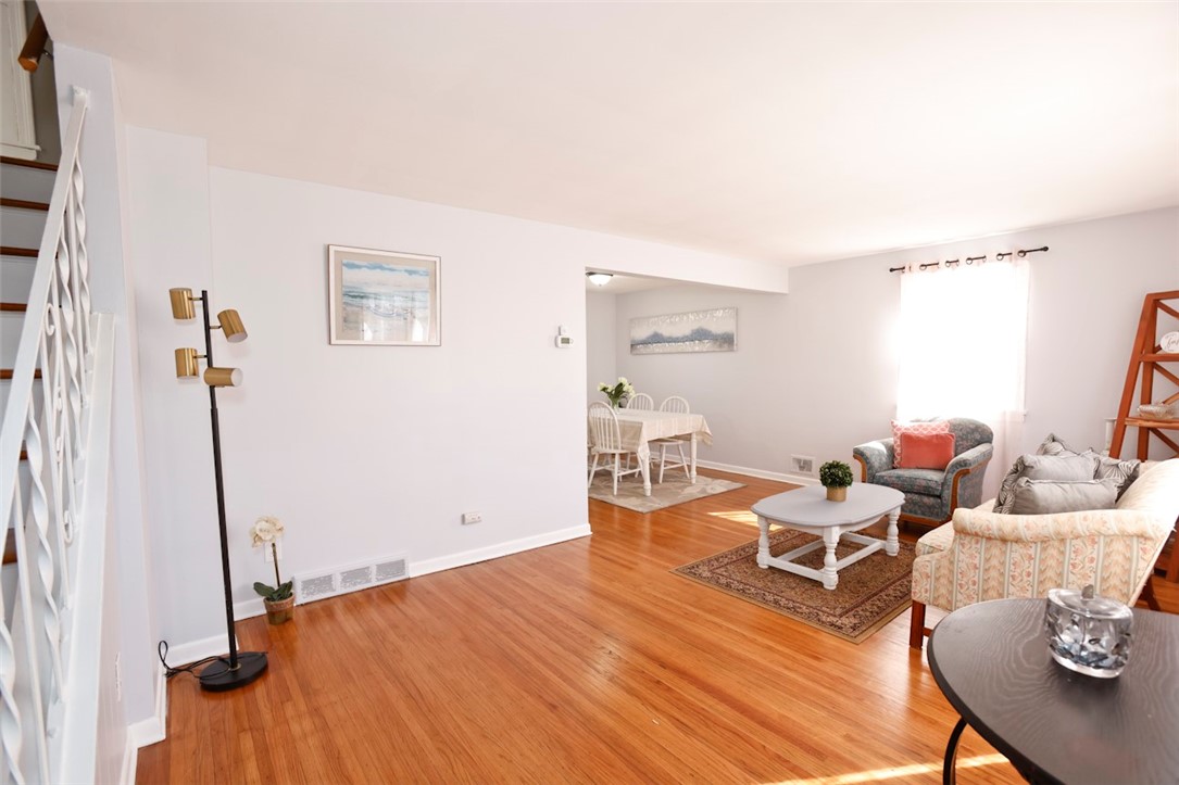 365 Estall Road Greece, NY 14616 - Photo 6 of 33