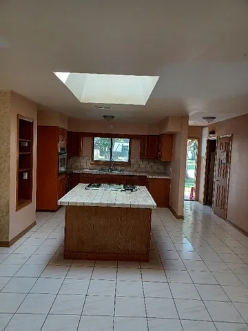 $224,900 | 210 Maple Lane, Thornton, IL 60476