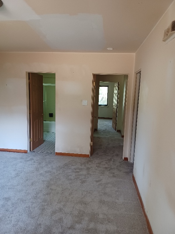 210 Maple Lane Thornton, IL 60476 - Photo 9 of 18