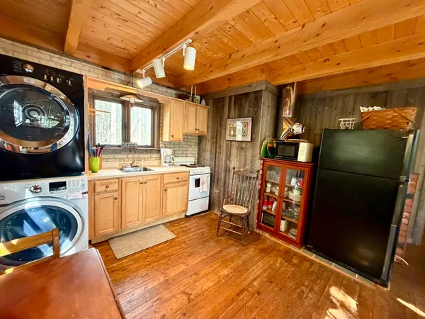 $799,000 | 7497 Route 111 Morgan Vt 05853, Morgan, VT 05853