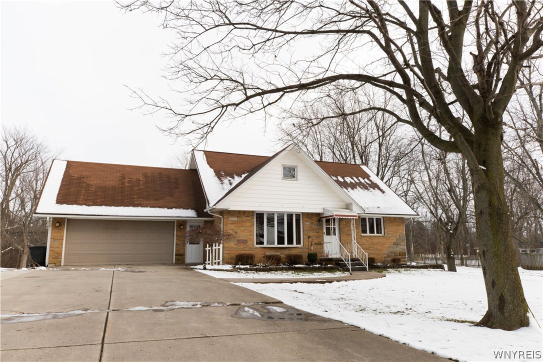 612 Harris Hill Road Lancaster, NY 14086 - Photo 1 of 1 Gallery Image 1