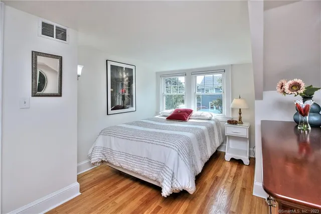 $979,000 | 25 Maplewood Avenue, Westport, CT 06880