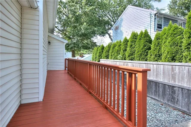 $979,000 | 25 Maplewood Avenue, Westport, CT 06880