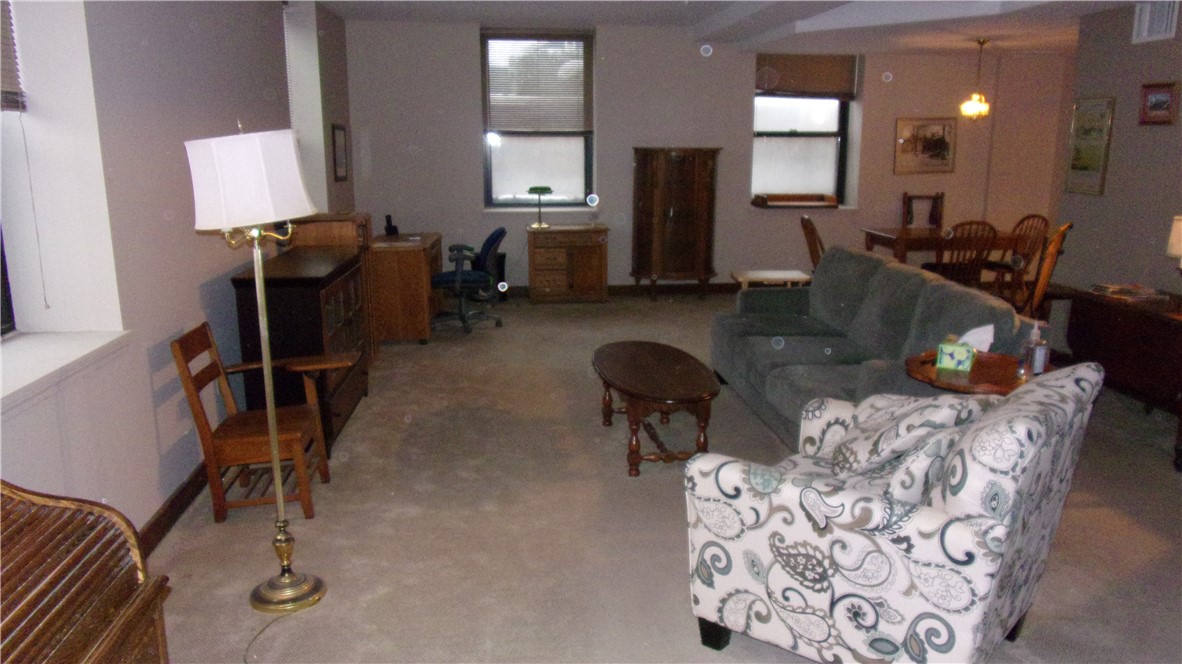 3 Gregory Park Rochester, NY 14620 - Photo 4 of 13