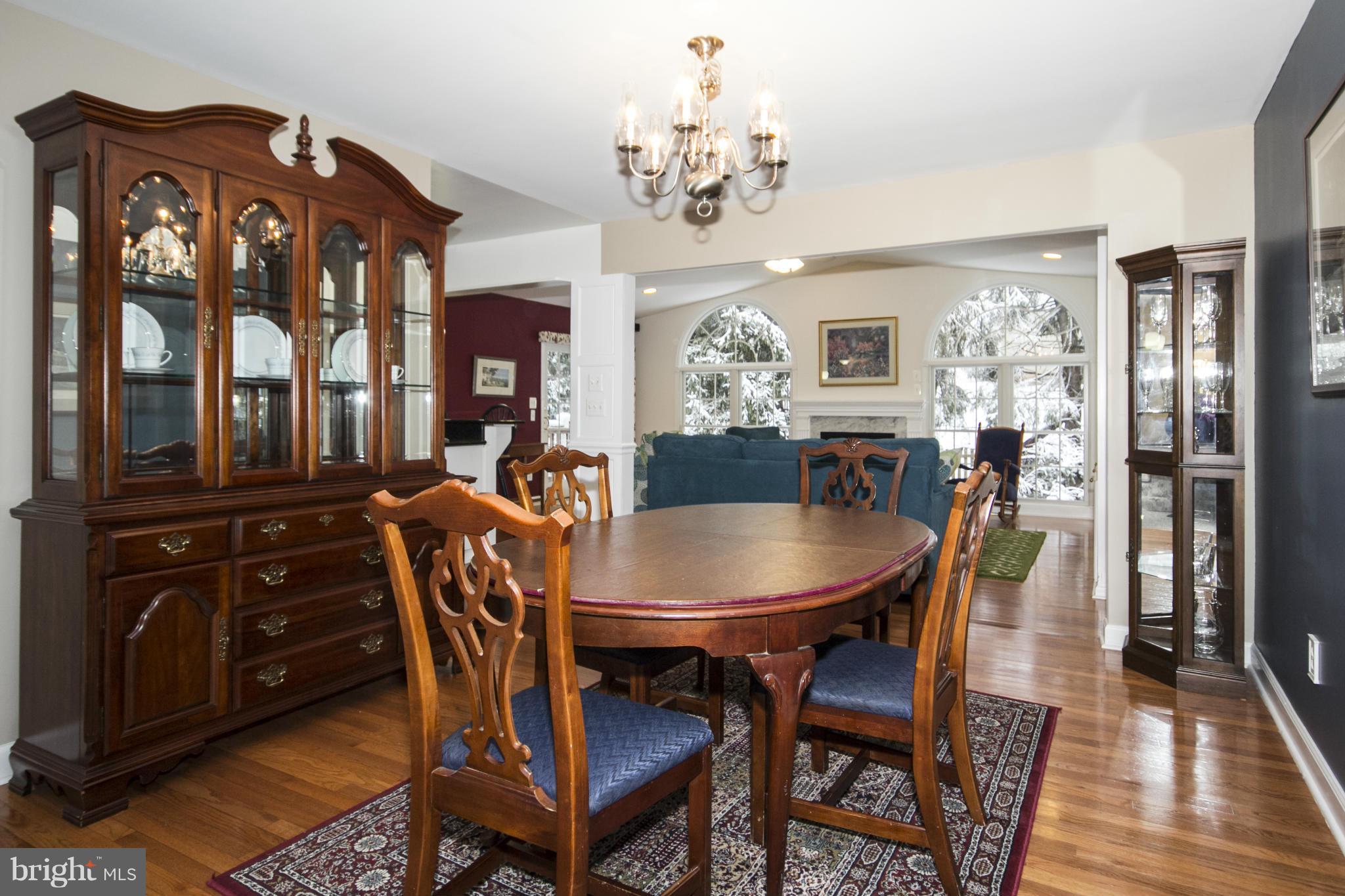 908 Farmstead Road Cockeysville, MD 21030 - Photo 7 of 21 Dining Room