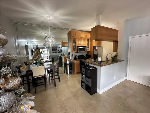 $2,500 | 9729 Hammocks Boulevard, Unit 207E, Miami, FL 33196