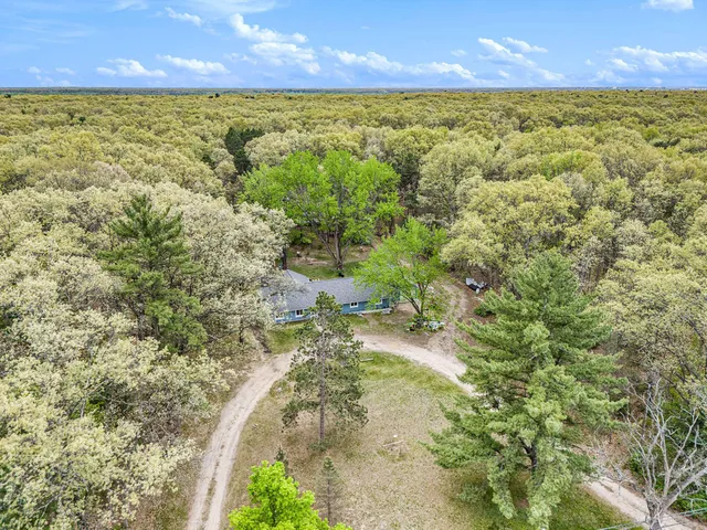 $345,000 | 2635 East River Road, Muskegon, MI 49445