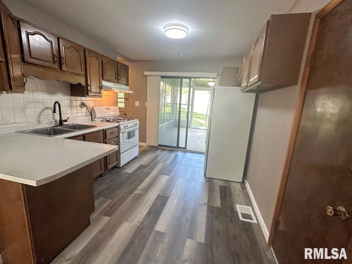 5308 North Ronald Road Peoria, IL 61614 - Photo 5 of 15