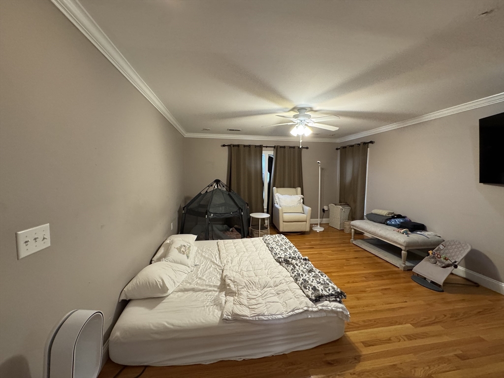 43 Canterbury Road Waltham, MA 02453 - Photo 26 of 42
