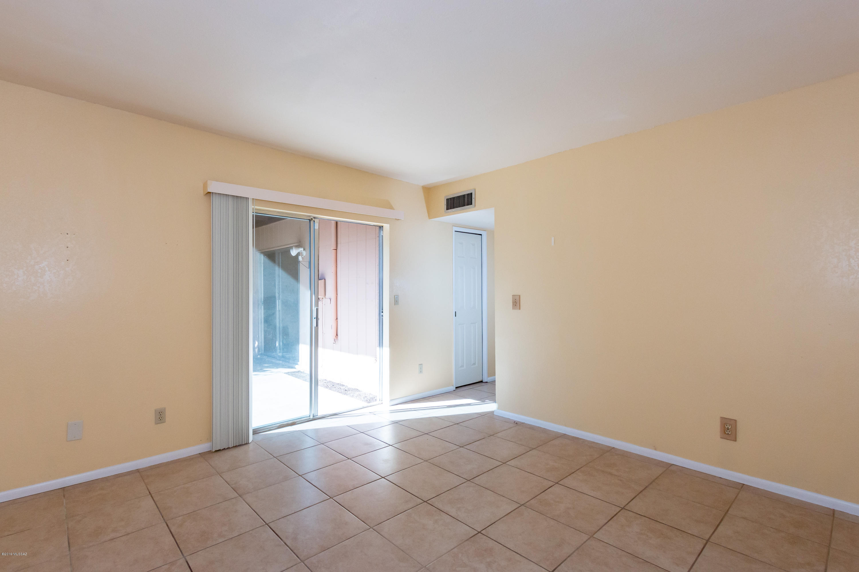 4250 East Blanton Road Tucson, AZ 85712 - Photo 17 of 37