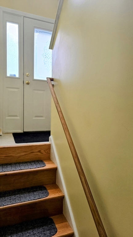 18 Palmer Road, Unit 7 Monson, MA 01057 - Photo 29 of 39