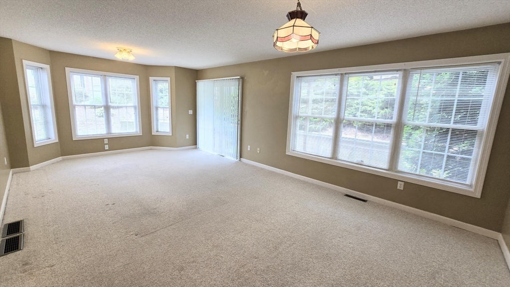 18 Palmer Road, Unit 7 Monson, MA 01057 - Photo 4 of 39