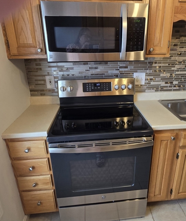 18 Palmer Road, Unit 7 Monson, MA 01057 - Photo 7 of 39