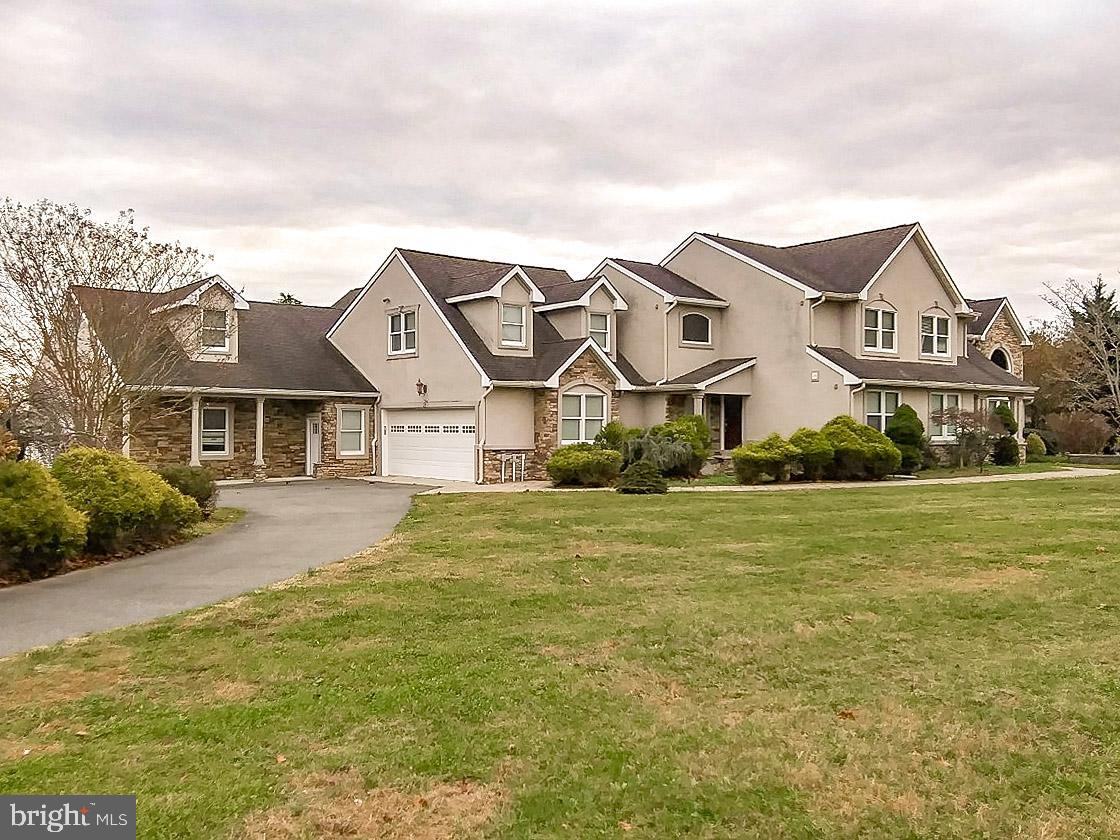 200 Pine Road Hammonton, NJ 08037 - Photo 2 of 25 Gallery Image 2