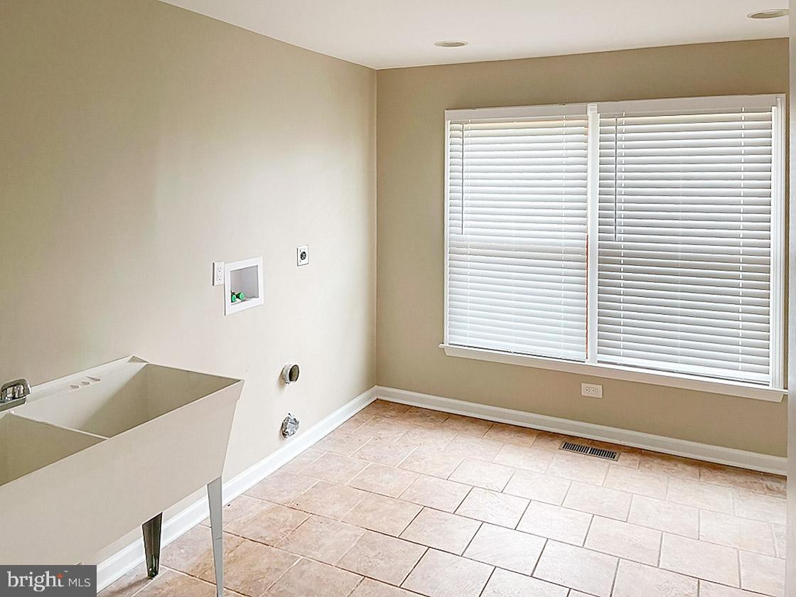 200 Pine Road Hammonton, NJ 08037 - Photo 10 of 25 Gallery Image 10