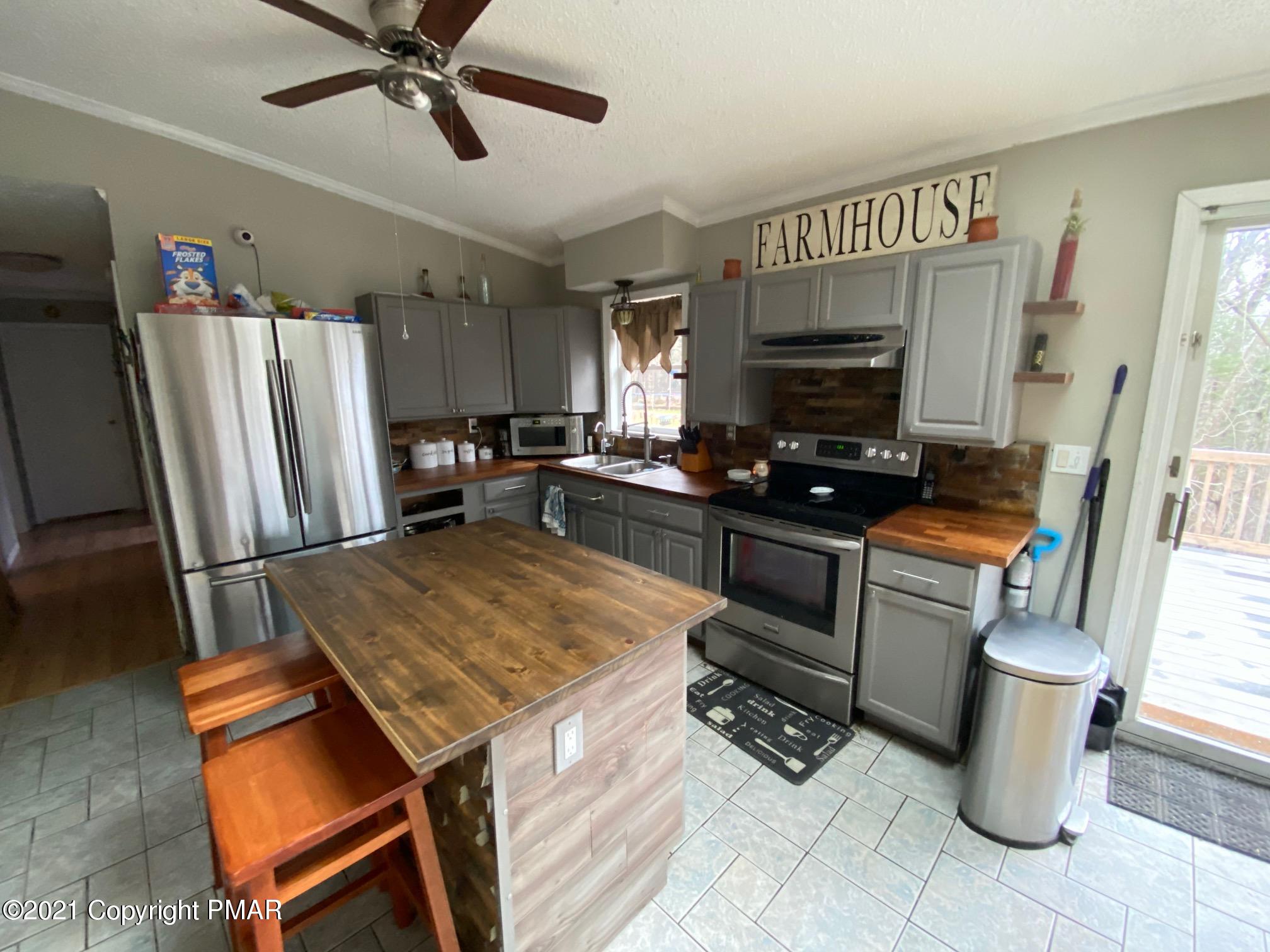 113 Lincoln Road East Stroudsburg, PA 18302 - Photo 8 of 44 IMG_3005