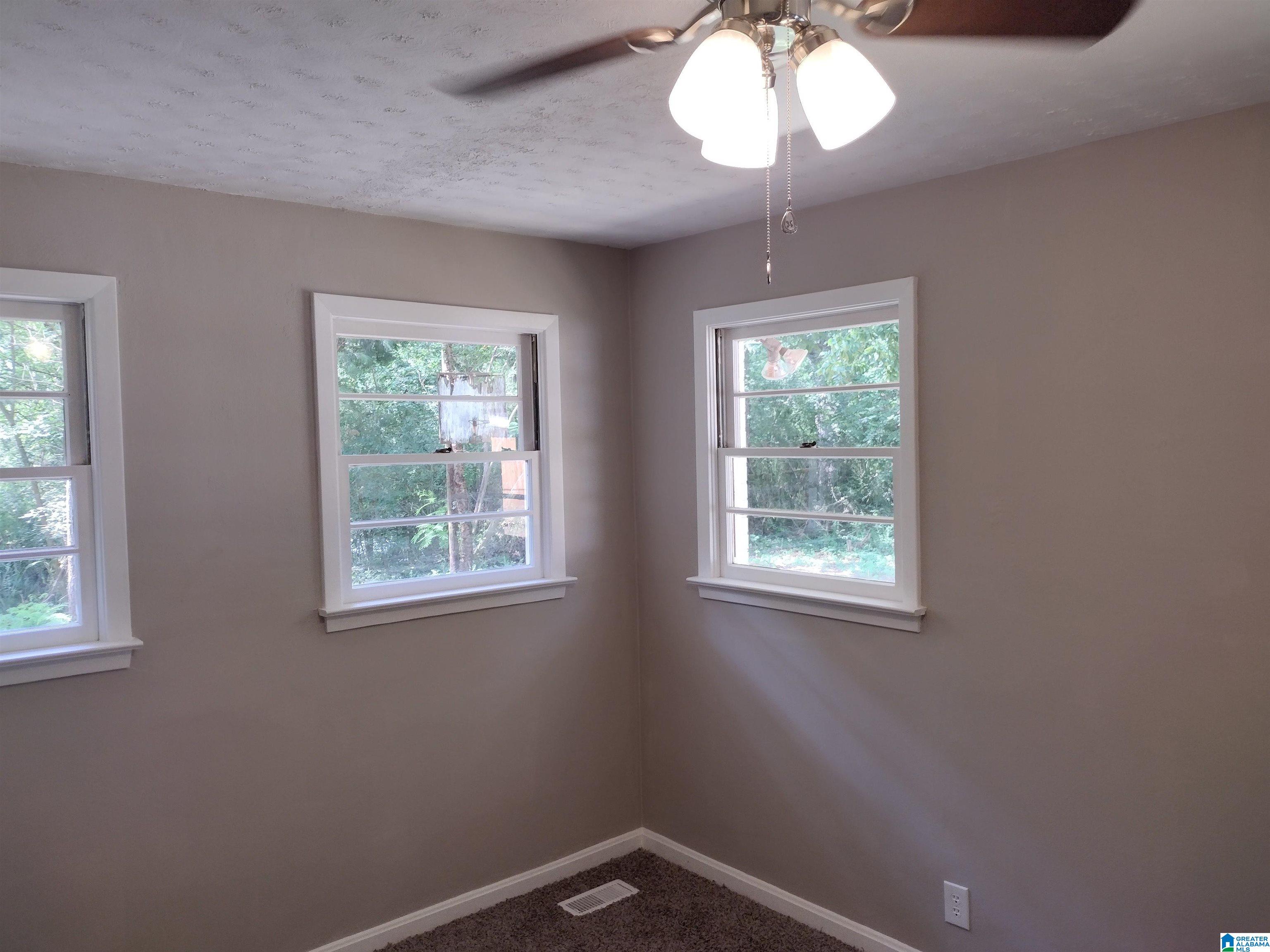 404 Shamrock Avenue Weaver, AL 36277 - Photo 9 of 47