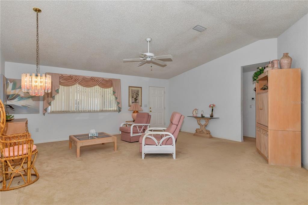 8157 Southwest 108th St Road Ocala, FL 34481 - Photo 14 of 42