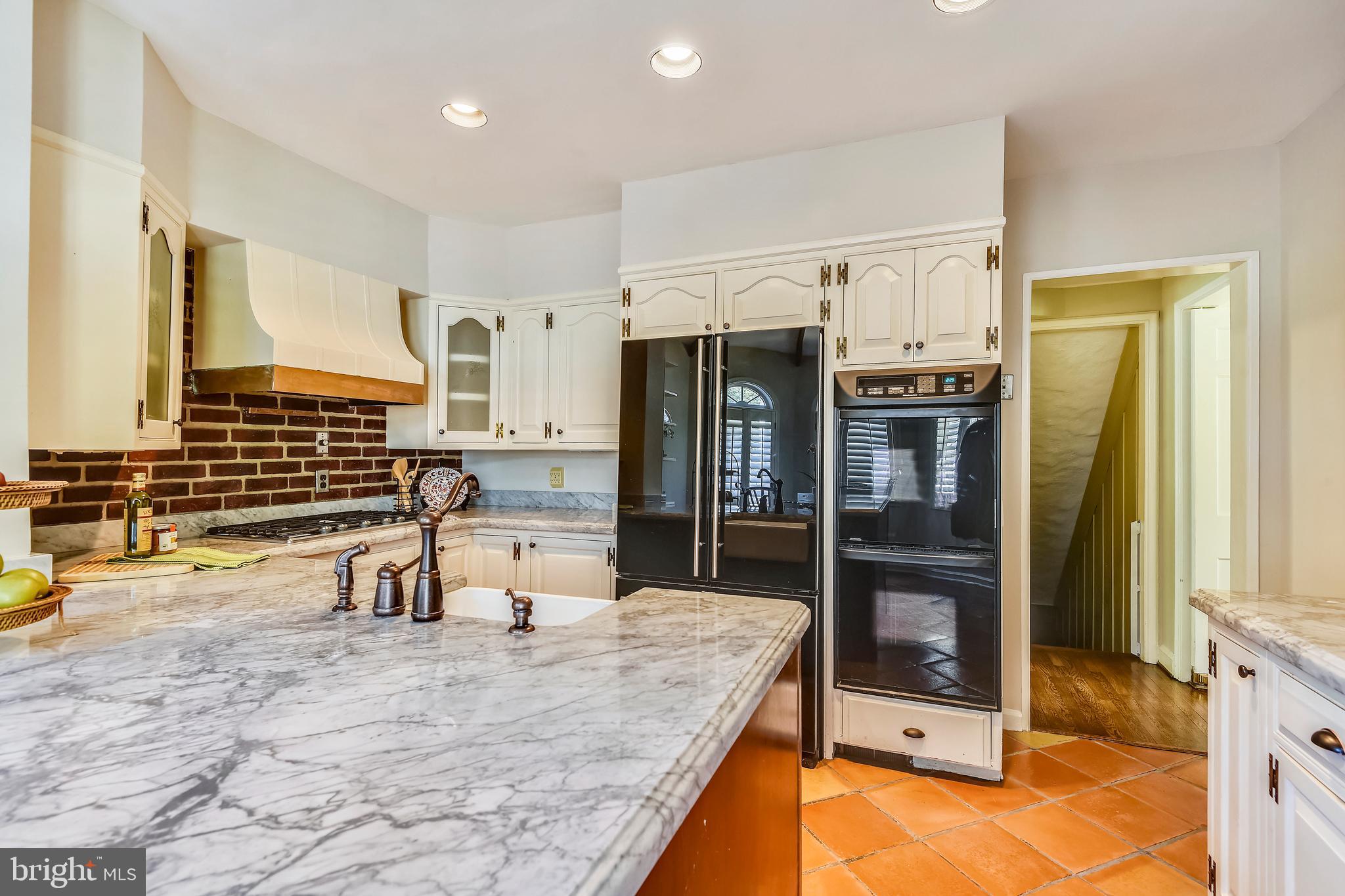 3117 Rolling Road Chevy Chase, MD 20815 - Photo 14 of 48 Kitchen