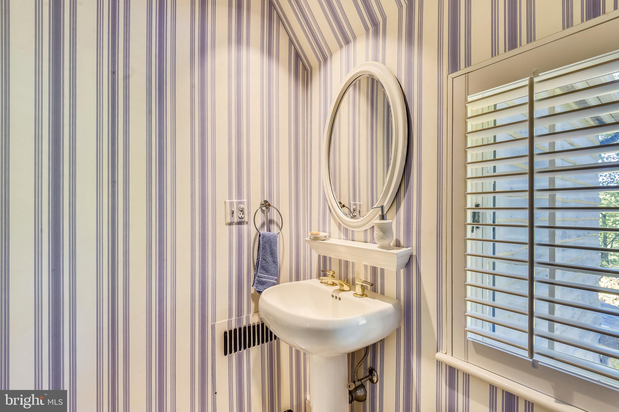 3117 Rolling Road Chevy Chase, MD 20815 - Photo 30 of 48 Bathroom 2