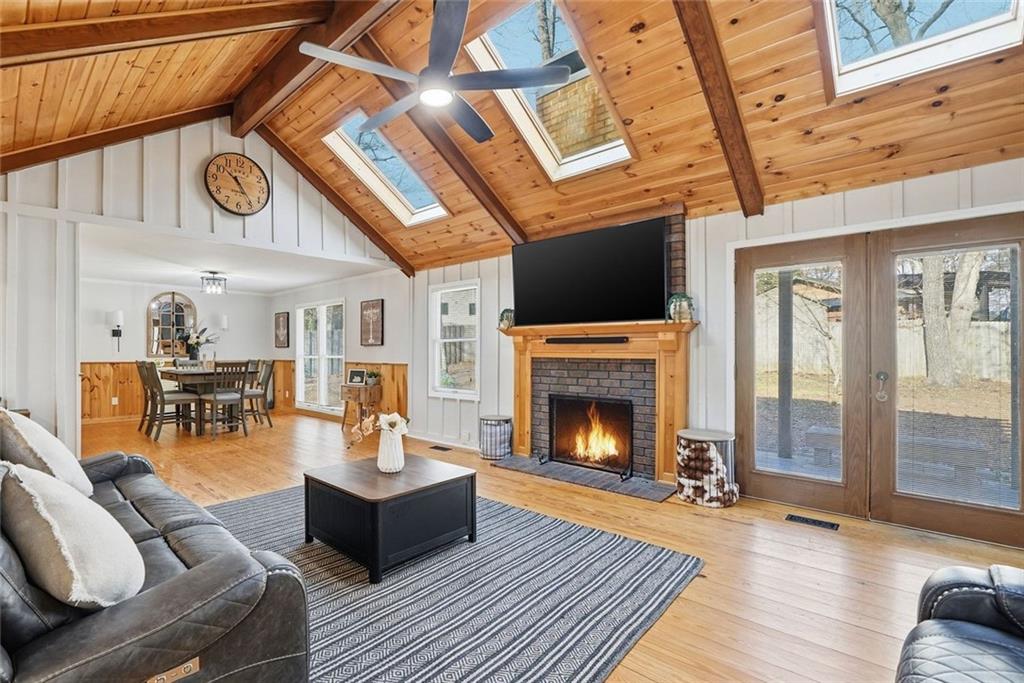 1761 Pharrs Road Snellville, GA 30078 - Photo 4 of 54