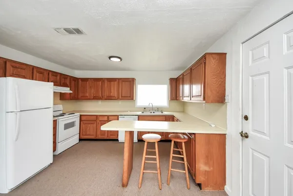 $360,000 | 100 North Mattson Street, West Columbia, TX 77486