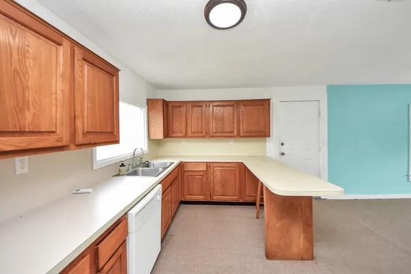$360,000 | 100 North Mattson Street, West Columbia, TX 77486
