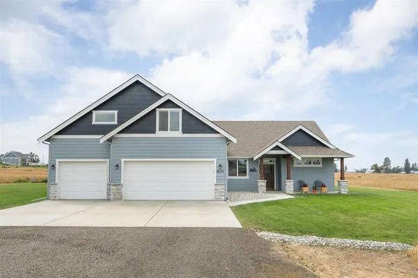 $699,900 | 16511 West Rolling Hills Lane, Cheney, WA 99004